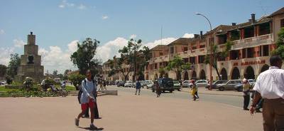 Avenue de l'Ind&eacute;pendance in Tana
