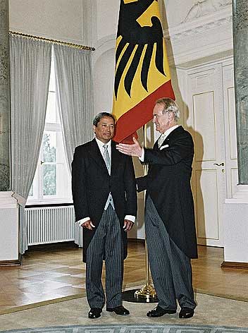 Denis A.H. Andriamandroso, Botschafter der Republik Madagaskar in Deutschland